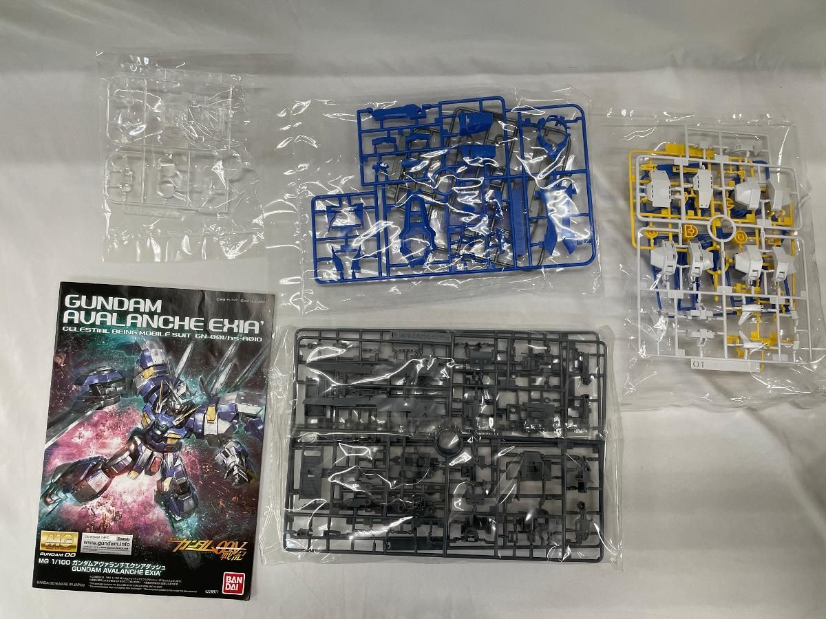 BANDAI - プレバン限定　ＭＧ 1/100 ガンダムアヴァランチエクシアダッシュ  ガンプラ バンダイ、ガンプラ「ガンダムアヴァランチエクシアダッシュ」を