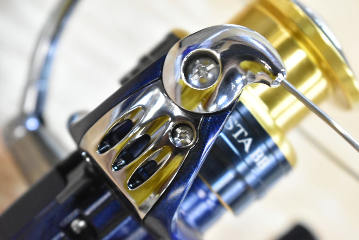 SHIMANO スピニングリールAORISTA BB 2500 アオリスタbb シマノ アオリスタ BB 2500 (リール) 価格比較 - 価格.com
