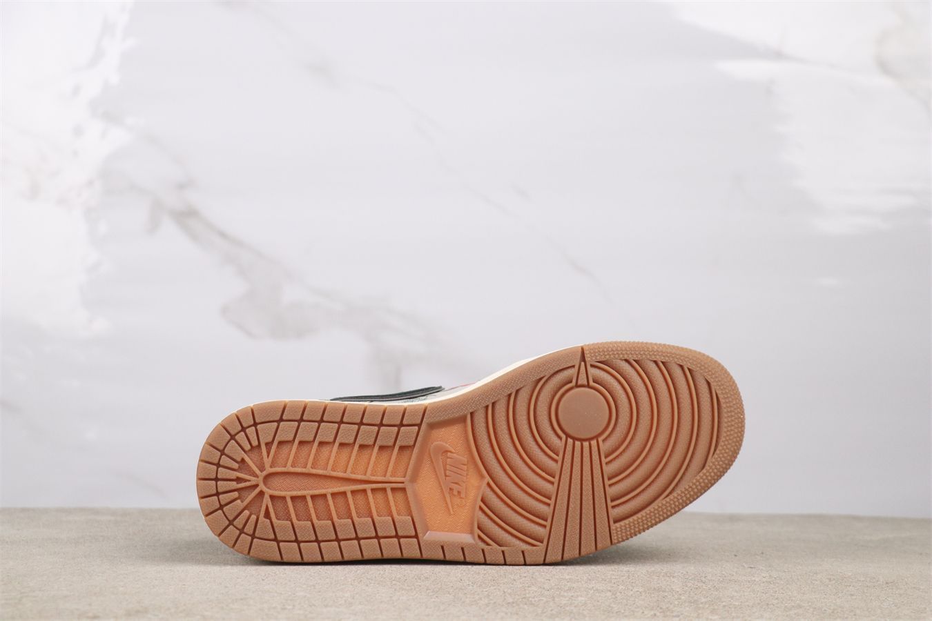 クレスト-MM輸入