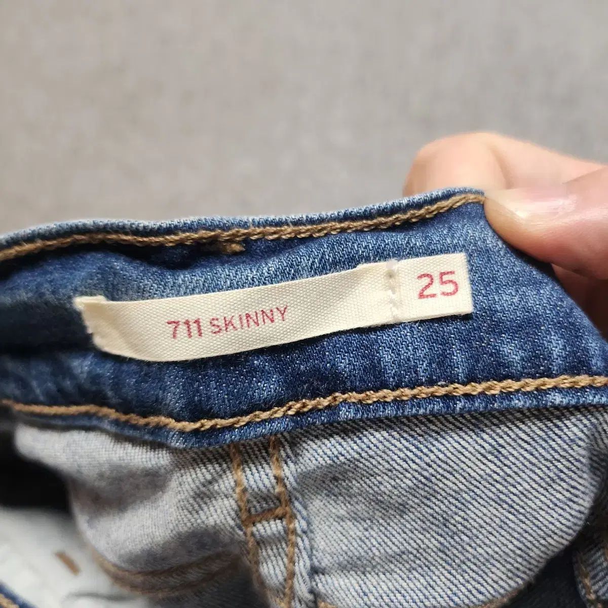 25 LEVI'S(リーバイス) スキニー デニム ( 2302 ) 古着 90年代 25 LEVI'S(リーバイス) スキニー デニム ( 2302 ) 古着 90年代