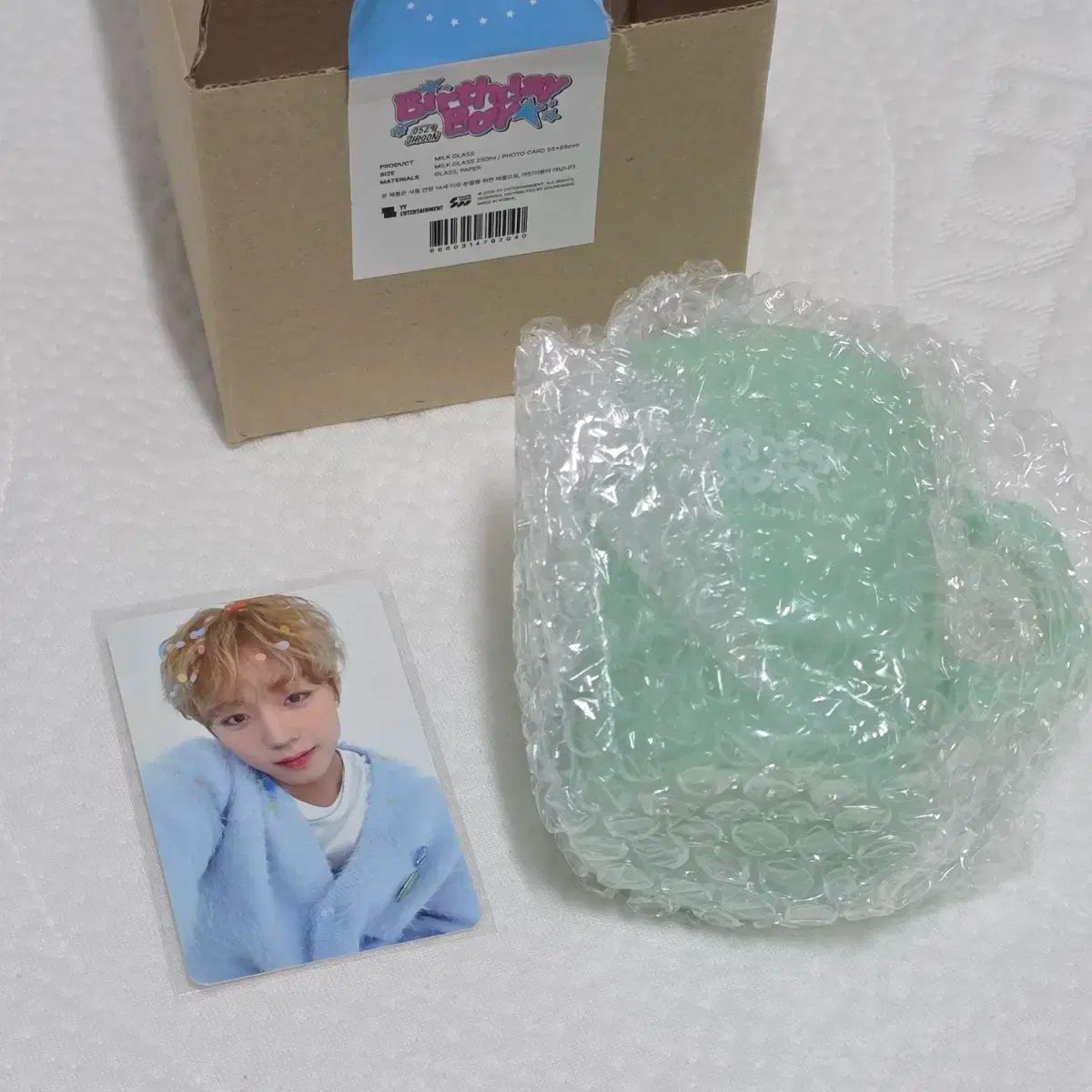 パク・ジフン(PARK JIHOON) 2025 センイルカフェ ミルクグラス