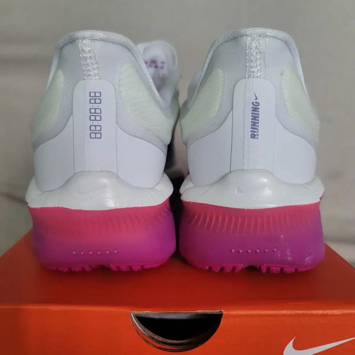 6 ホワイトピン