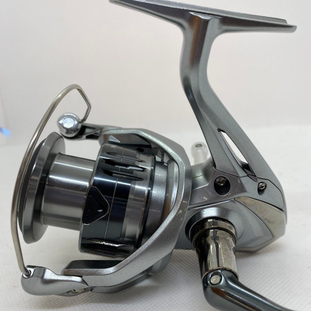 SHIMANO NASCI 4000 スピニングリール SHIMANO(シマノ) / SD84H NASCI 4000/ﾅｽｷｰ4000 リール