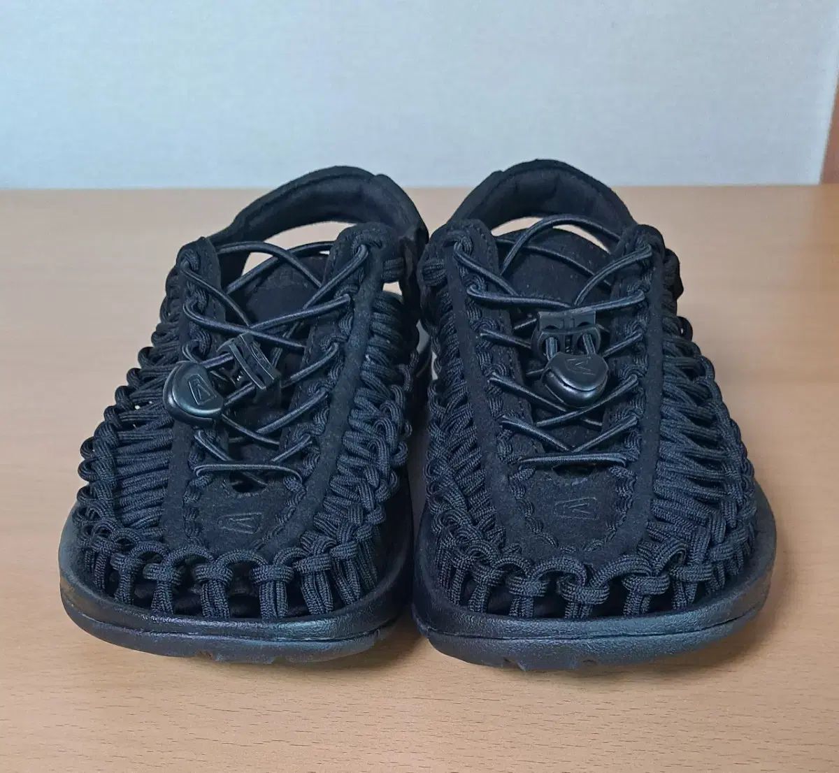 KEEN ユニーク