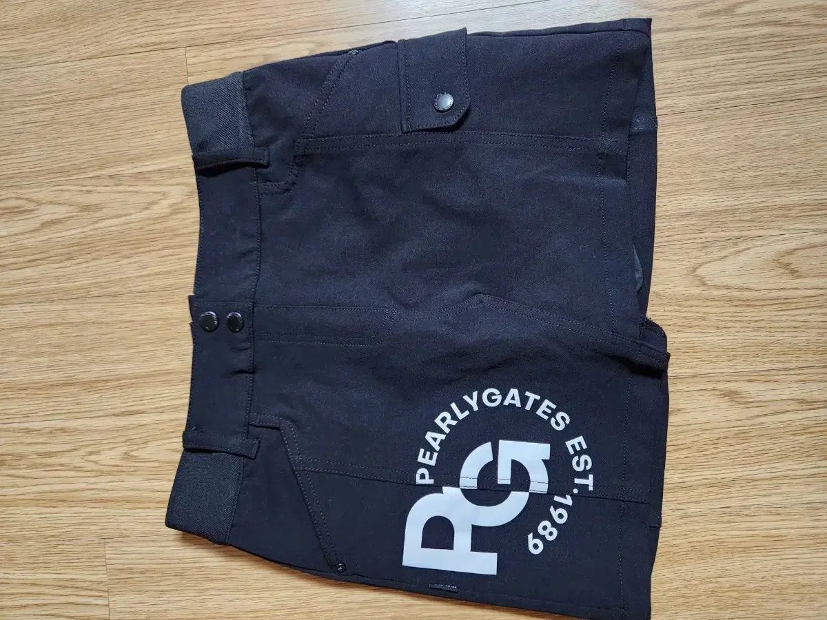 パーリーゲイツ ゴルフスカート 新品