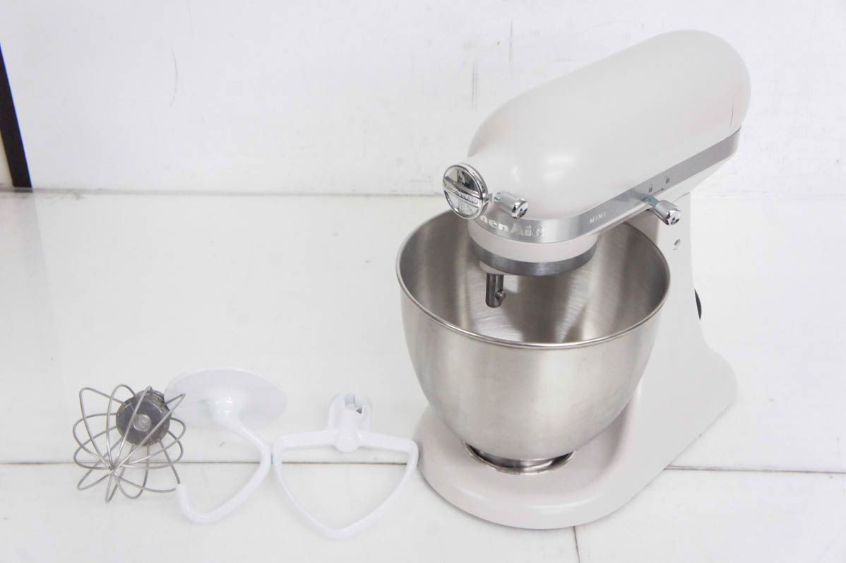 中古】KitchenAidキッチンエイド アルチザンシリーズ3.3L ヘッドアップ式スタンドミニミキサー 9KSM3311X - メルカリ