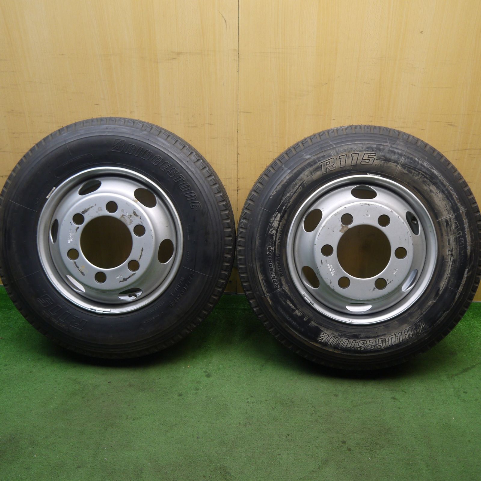 2本 トラック 225 80R17.5 123 122L ブリヂストン R115 TOPY スチール ホイール 127-9CS PCD222.25 6H 5091901Hノ