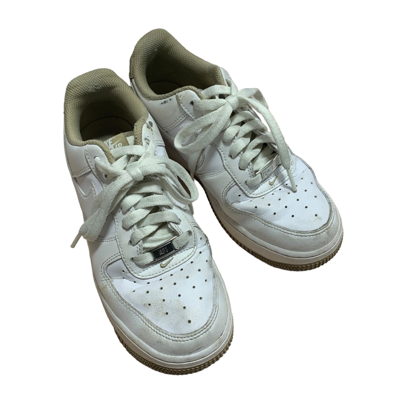 ◆中古品◆NIKE ナイキ AIR FORCE 1 '07 DR9867-100 スニーカー シューズ 24cm エアフォース ホワイト×ゴールド Q64118NC