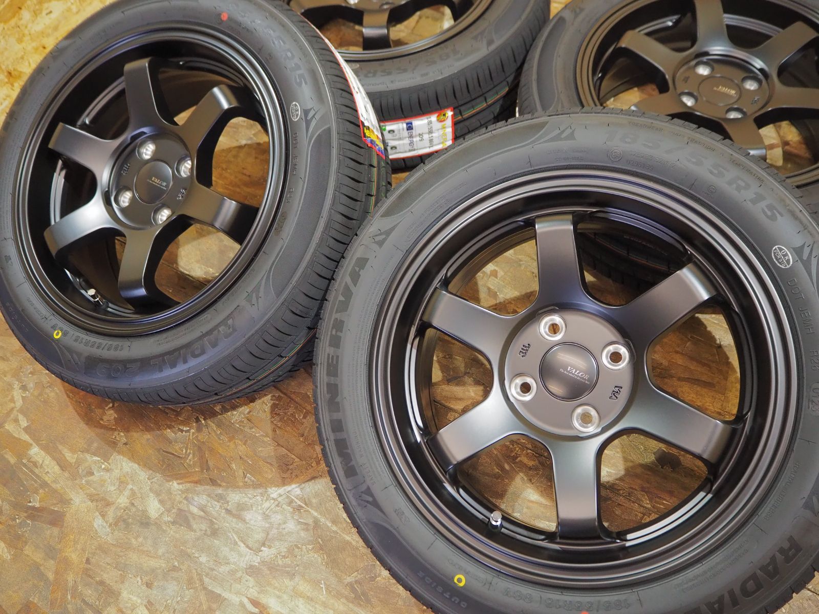 ☆逆ゾリ☆185/55R15 6.5J+38 4H100 新品 人気 軽量 深リム タイヤホイールセット 1台分 bB サクシード プロボックス  ヴィッツ シビック フィット キューブ マーチ デミオ スイフト 引っ張り ツライチ カスタム マットブラック - メルカリ