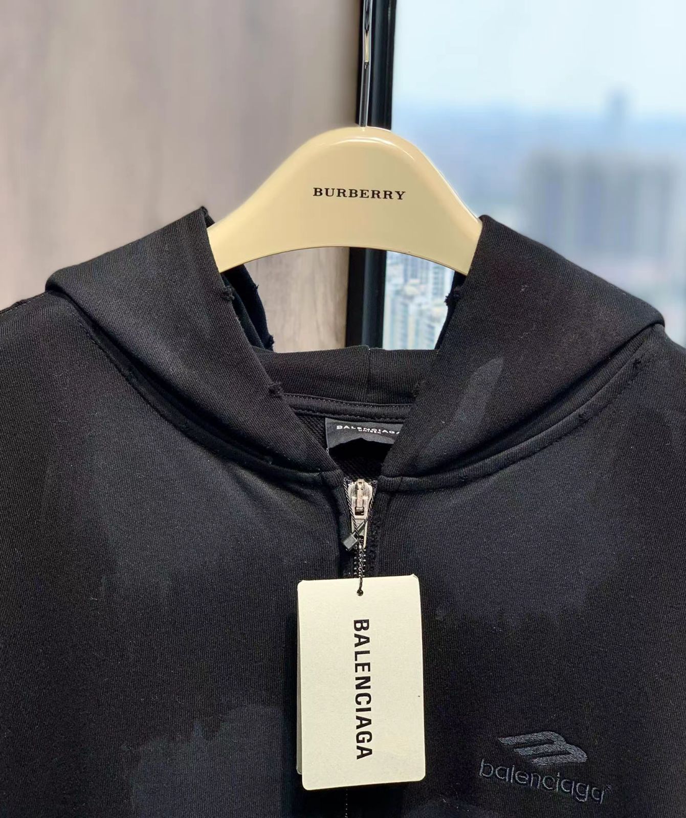 【BALENCIAGA】HEAVY METAL ジップアップ スモールフィット