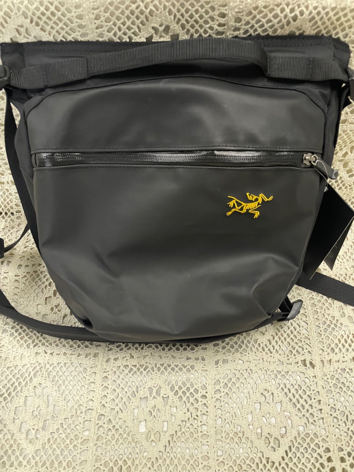 ARC'TERYX アークテリクスARRO8 アロー8 black ブラック