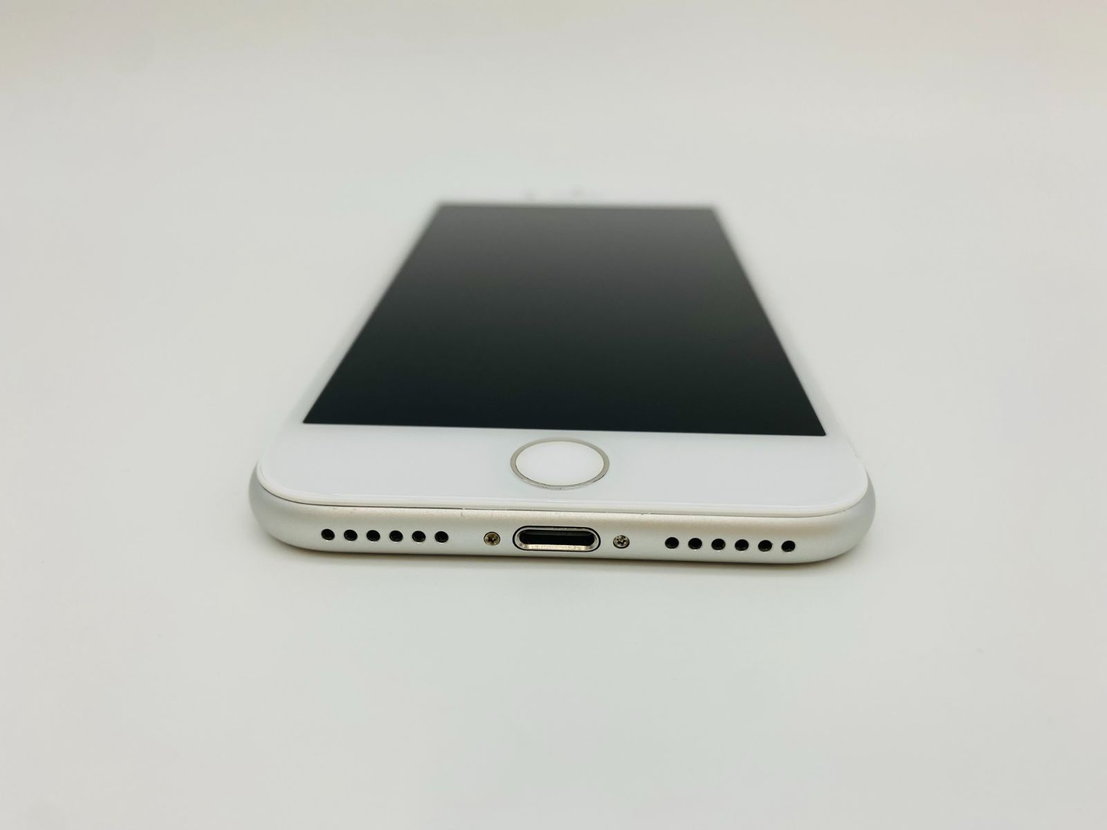 128 ☆美品☆iPhone8 64GB シルバー/シムフリー/大容量2300mAh 新品