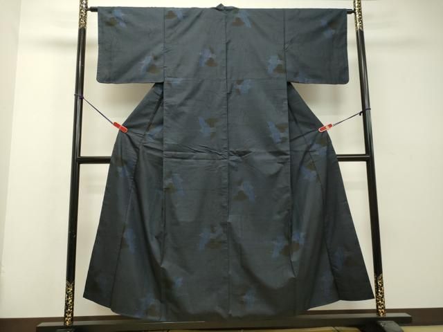 平和屋着物○本場大島紬 7マルキ 飛鶴文 正絹 逸品 DAAS2409tw - メルカリ