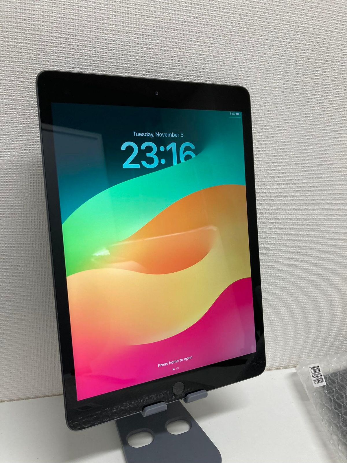 iPad 第8世代 128GB スペースグレイ - バッテリー90%