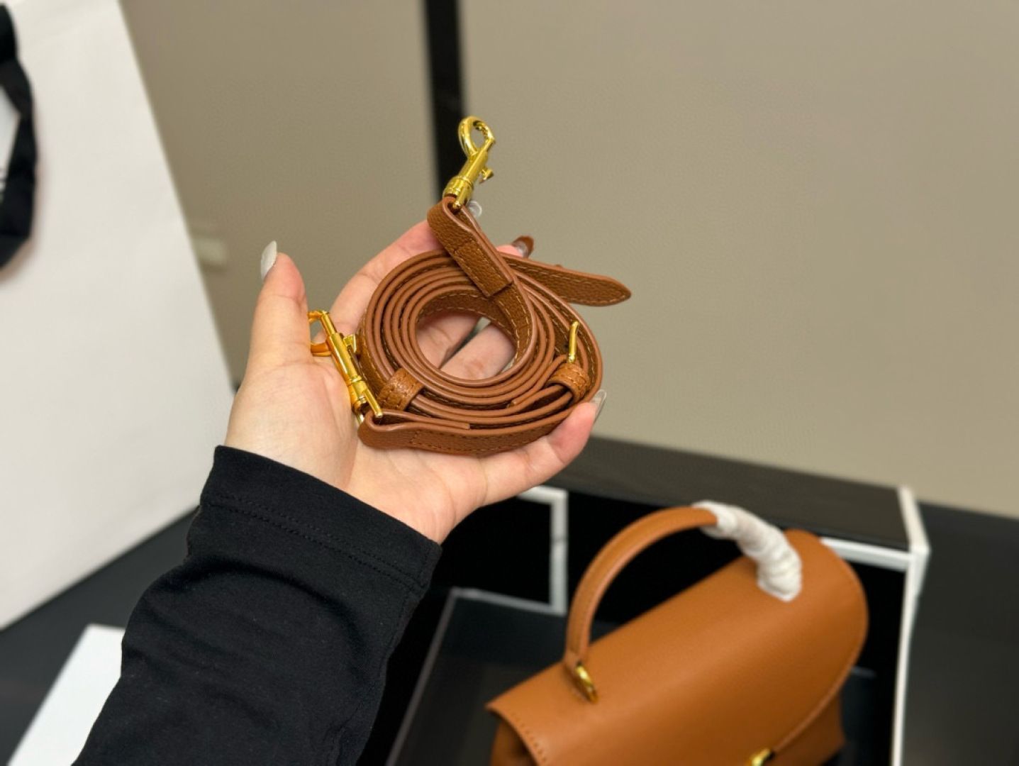 VIP価格.CELINE オノリン ミニ バッグ 関税送料込み CELINE - 新品 定価以下 CELINE セリーヌ ミニ オノリン