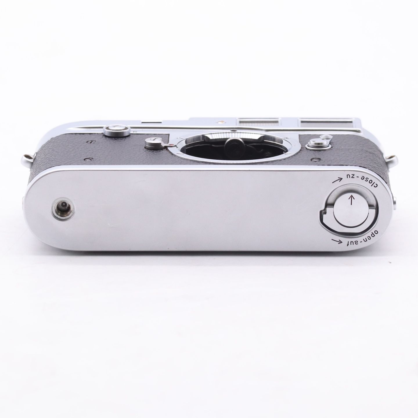 LEICA - 【中古】(ライカ) Leica M2 初期型(Rボタン) 美品】LEICA M2 ライカ 初期型 内ギザ Rボタン - メルカリ