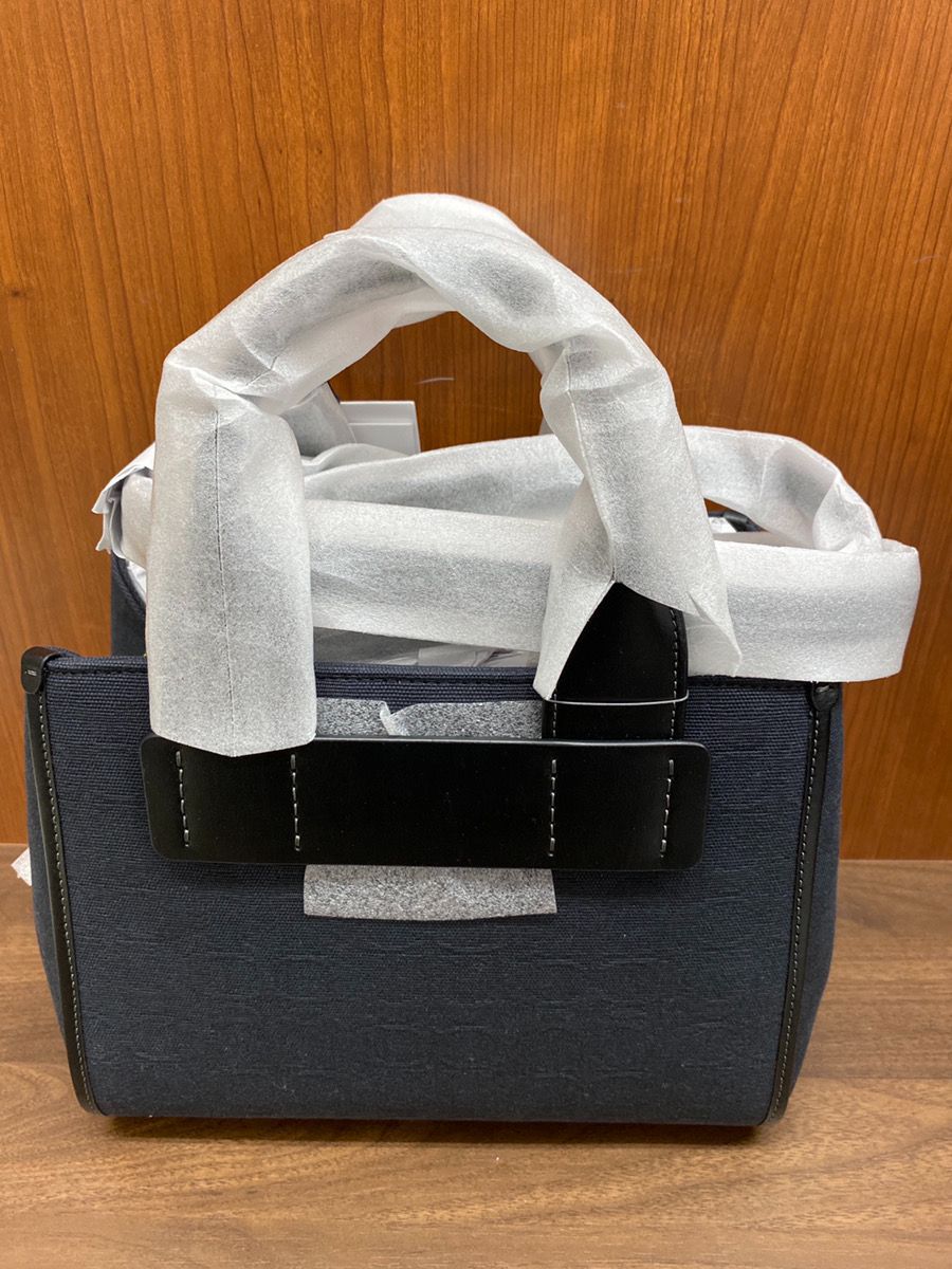 未使用品 COACH カーリー キャリーオール バッグ シグネチャー