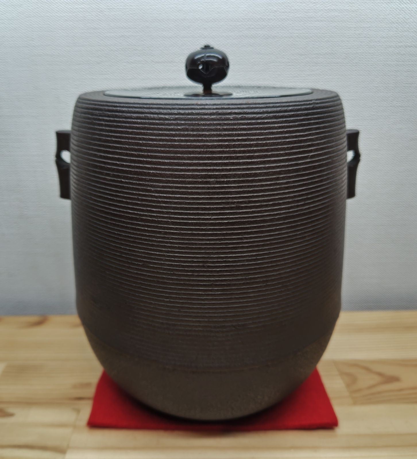 逢絢亭 茶道具 釜 風炉釜 筒釜 姥口釜 糸目模様 日展審査員 横倉嘉山 共箱入り