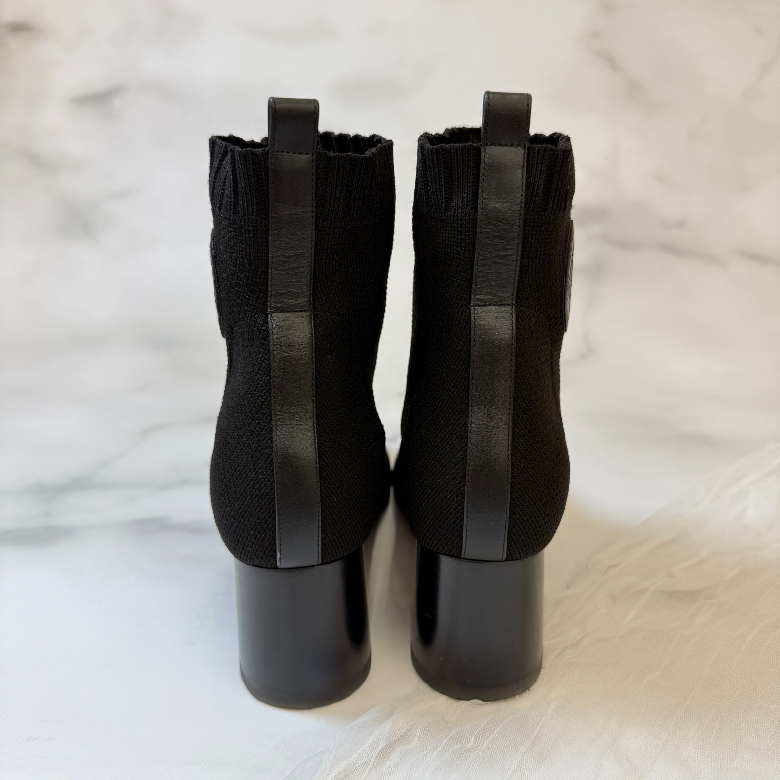 ショートブーツ