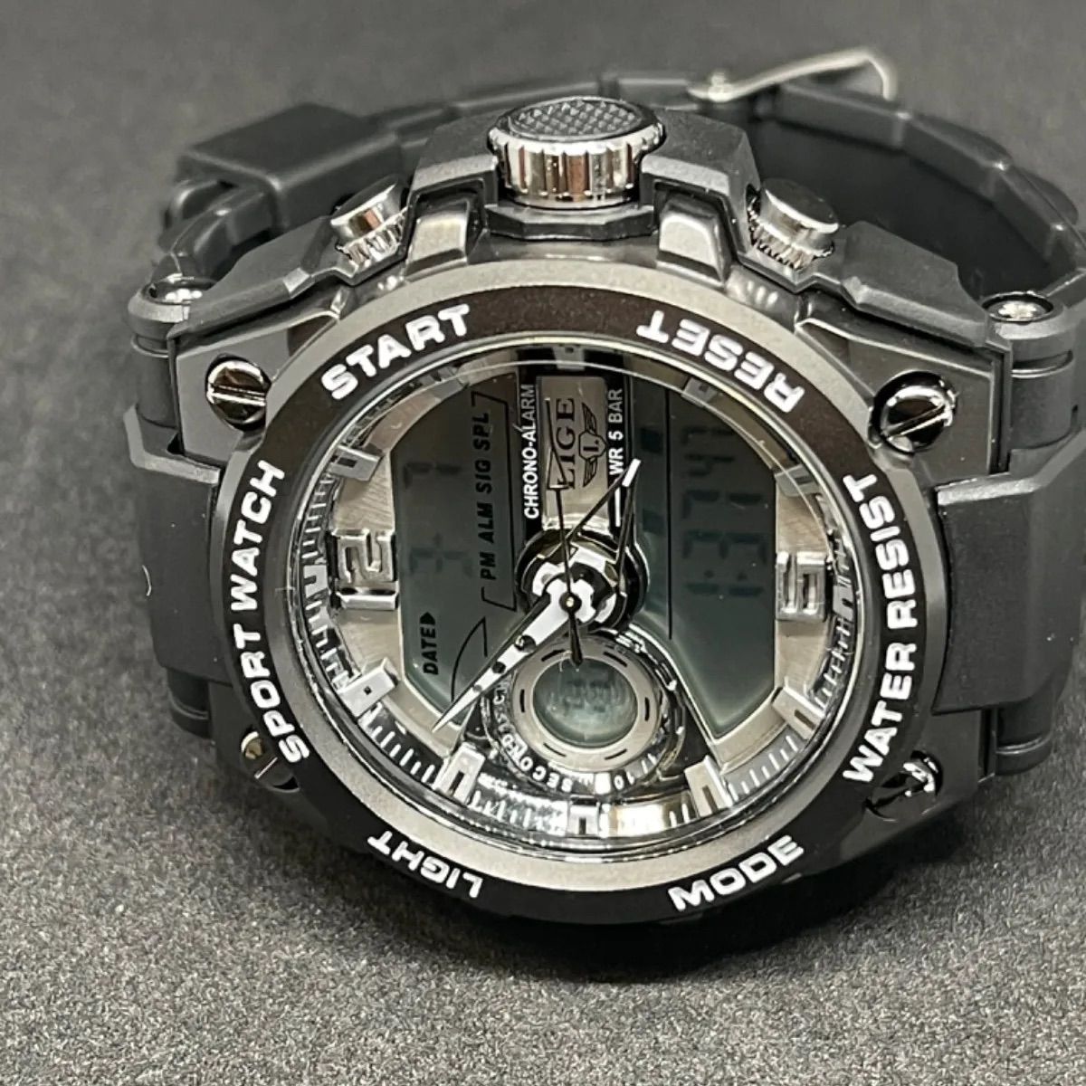 新品 LIGE  スポーツオマージュウォッチ メンズ腕時計 ブラック8947ST