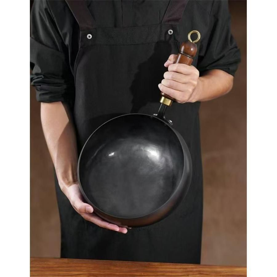 軽量設計 焦げ付きにくい