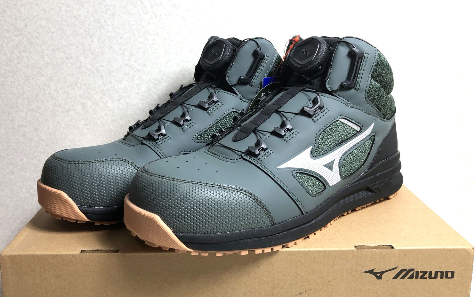 インド工芸［王侯貴族・野生動物絵 手彩ペイント八角内ビロード飾り箱