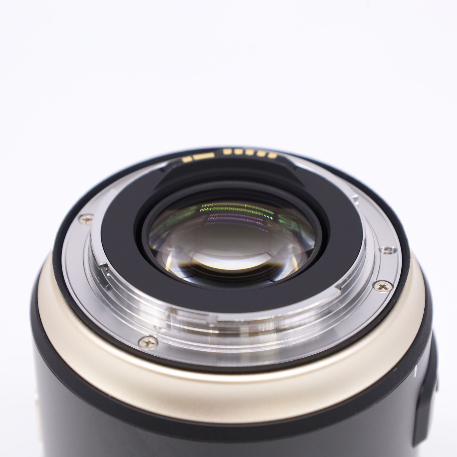 TAMRON 35mm F1.4 Di USD キヤノンEFマウント用 35mm F/1.4 Di USD Lens for Canon & Nikon | Tamron Americas