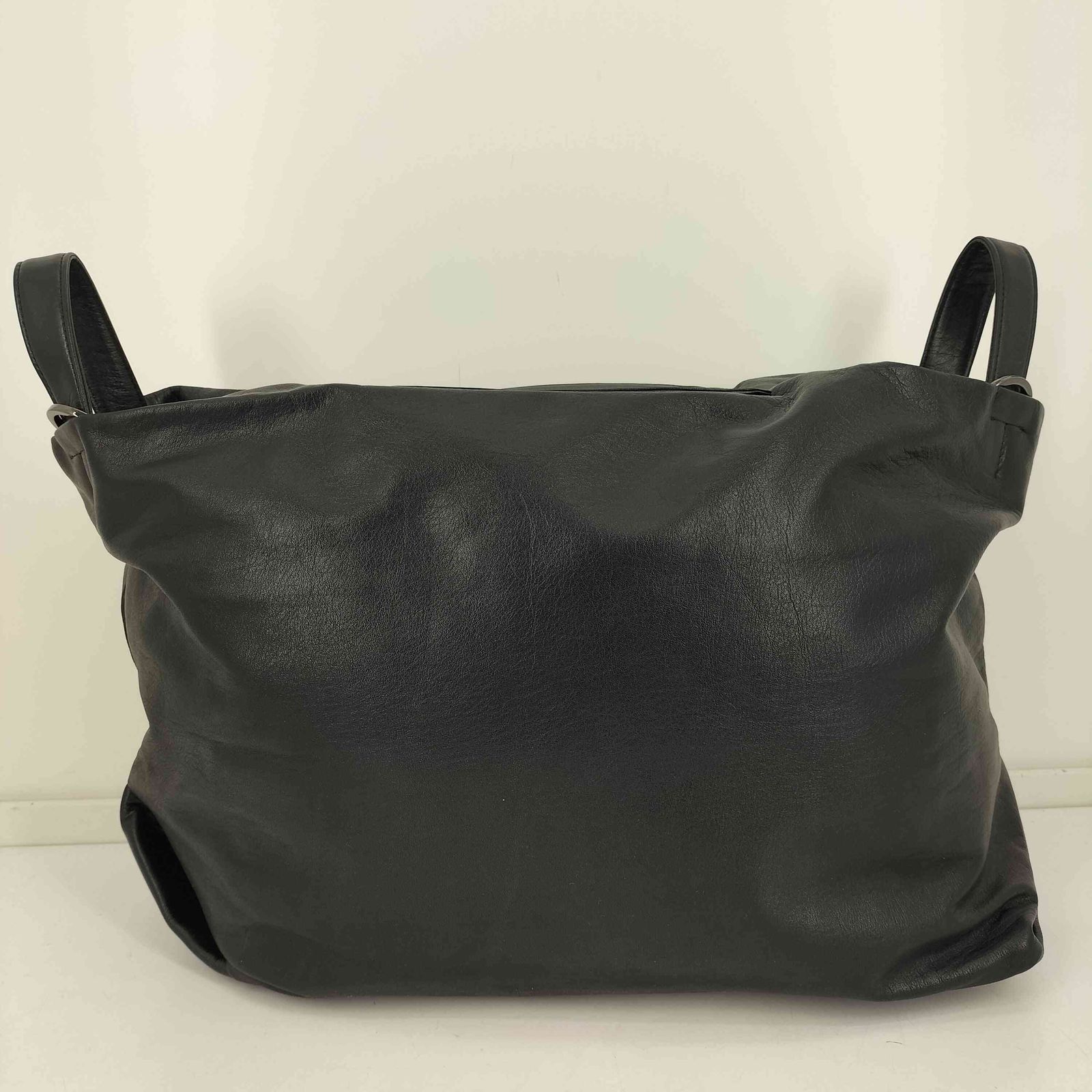 Discord TULIPS ブラック ショルダーバッグ