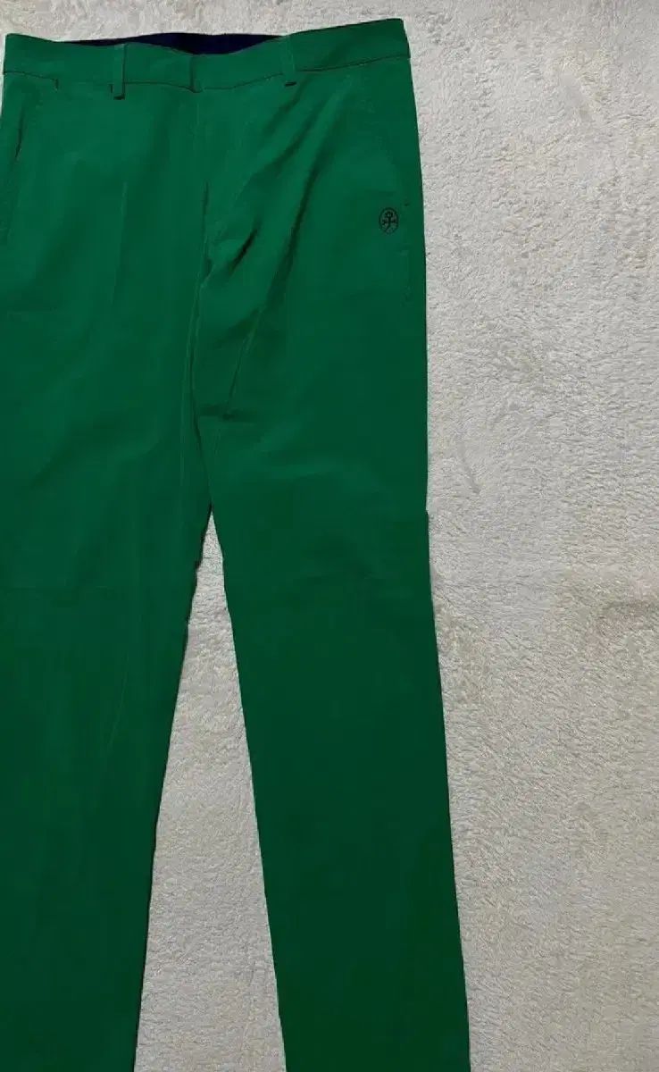 カステルバジャック　ゴルフパンツ　42サイズ　シルベスターツィーティー カステルバジャック ゴルフパンツ 42サイズ シルベスターツィー