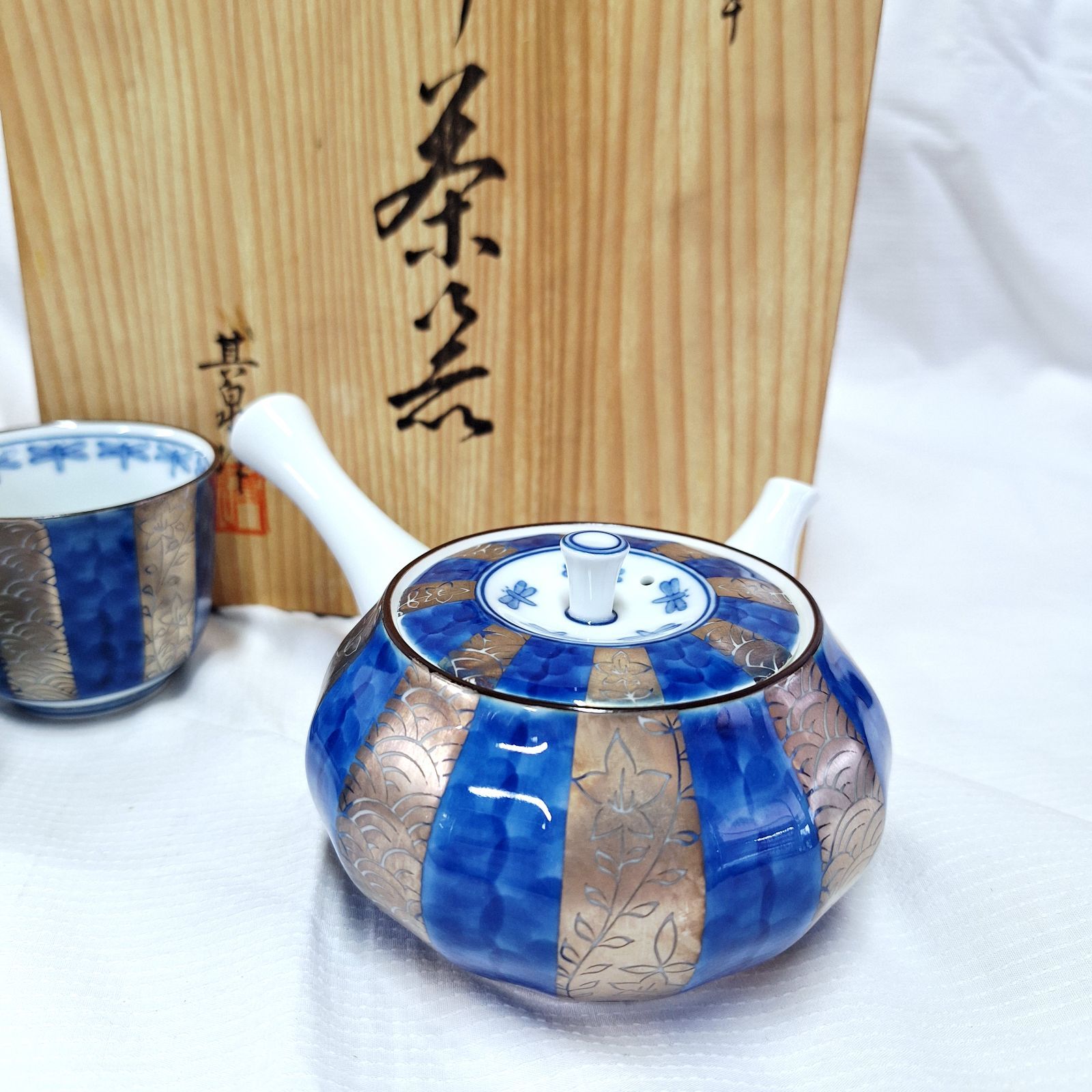 1800  希少　其泉　萌黄金欄手 茶器セット　急須1客　湯呑5客　金彩 Amazon.co.jp: たち吉 急須 湯呑5客セット グリーン 萌葱金彩