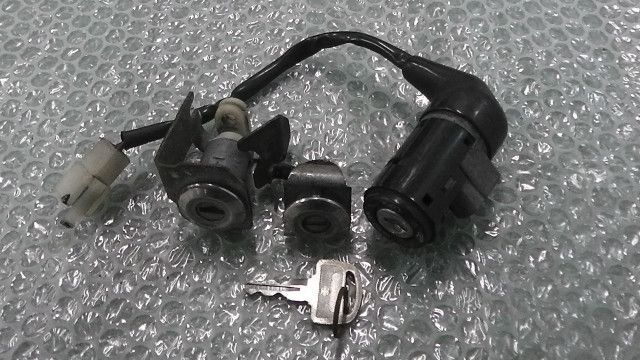 ライブディオZX前期 AF35-1405xxx の キーセット 3/3