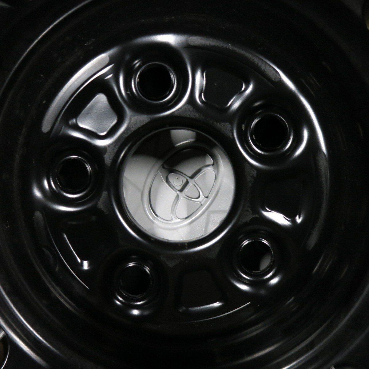 新車外し　トヨタシエンタ　スチールホイール トヨタ シエンタ 15インチ 純正スチールホイール 4本 新車外し