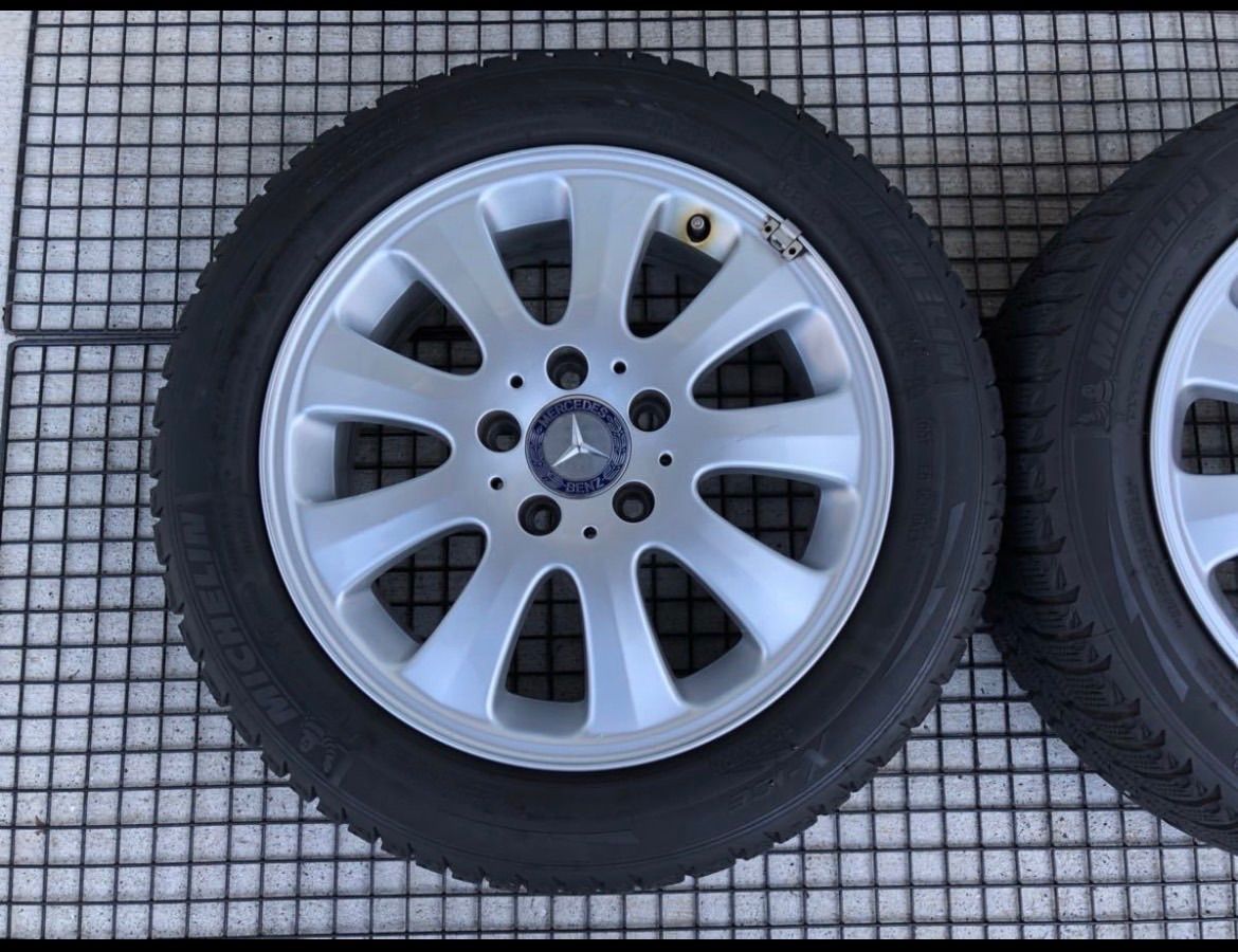 メルセデスベンツ 純正 6J+46 16インチ タイヤホイール 4本セット