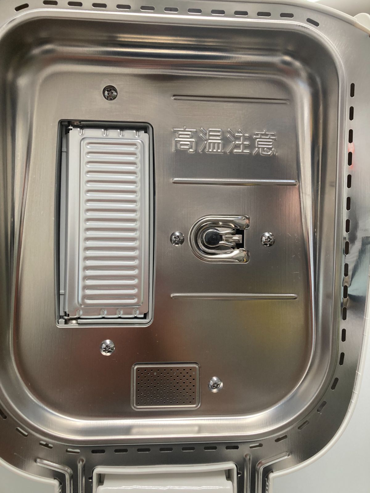 パナソニック SD-BMT2000 ホームベーカリー パン焼き器 2斤 Amazon.co.jp: パナソニック ホームベーカリー パン焼き器 2斤