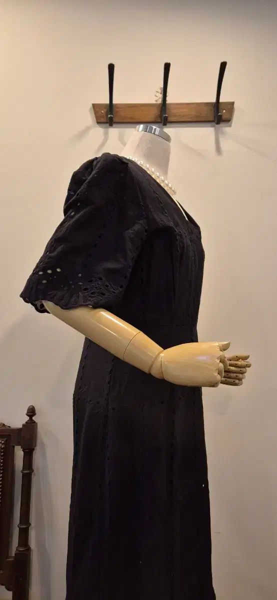 アイレットパンチング