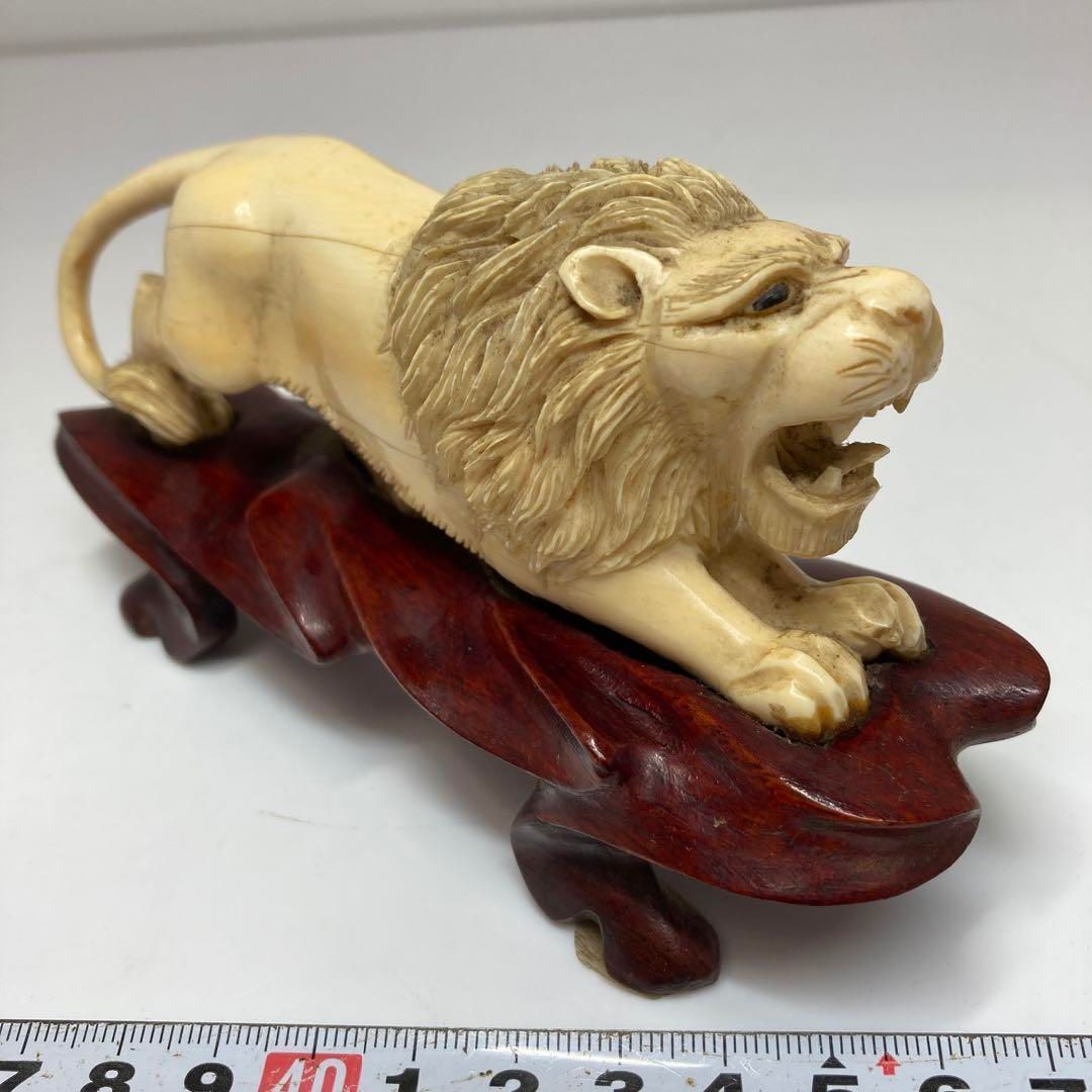 上ライオン置物 169g