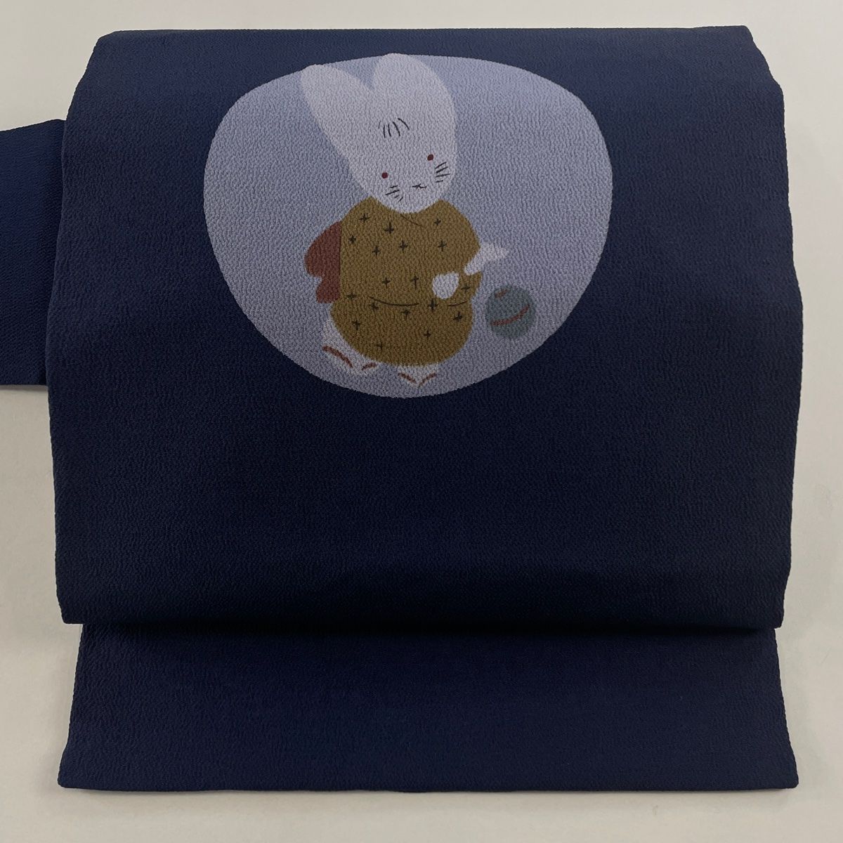 名古屋帯 秀品 うさぎ 縮緬 紺色 正絹