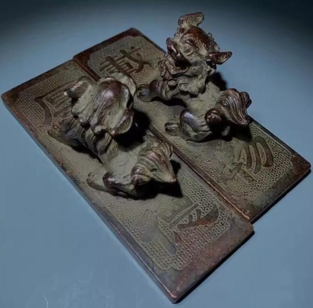 老銅文玩厚徳載物獅子鎮紙鎮尺一対の銅圧尺