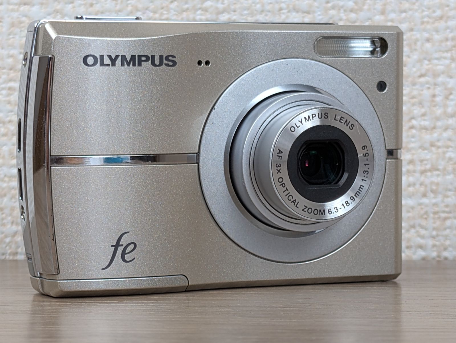 オリンパス FE-45 デジタルカメラ 1000万画素 単3電池使用 正常動作品 オリンパス FE-45 デジタルカメラ 1000万画素 単3電池使用 正常