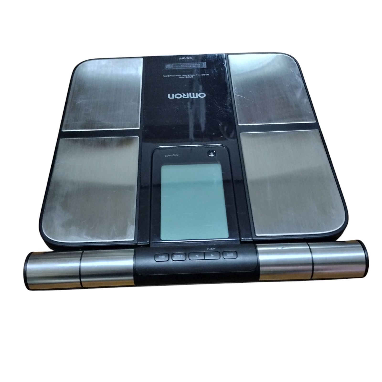 新品 オムロン 体重 体組成計 カラダスキャン ブラック KRD-703T 美品