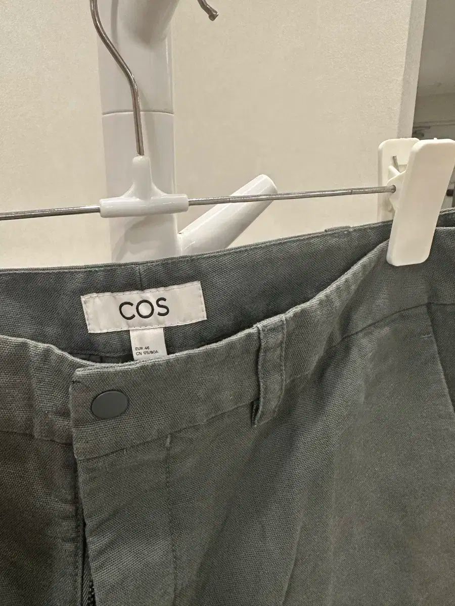 COS コス チャコールグレー ハーフパンツ ショートパンツ