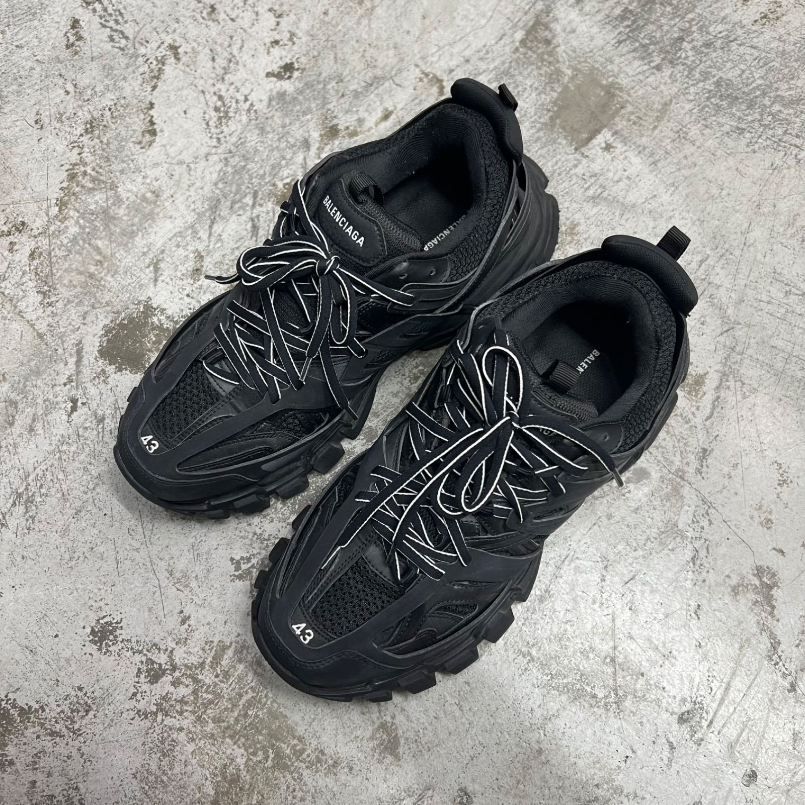 参考上代154000円 BALENCIAGA TRACK LED TRAINER トラック エル 