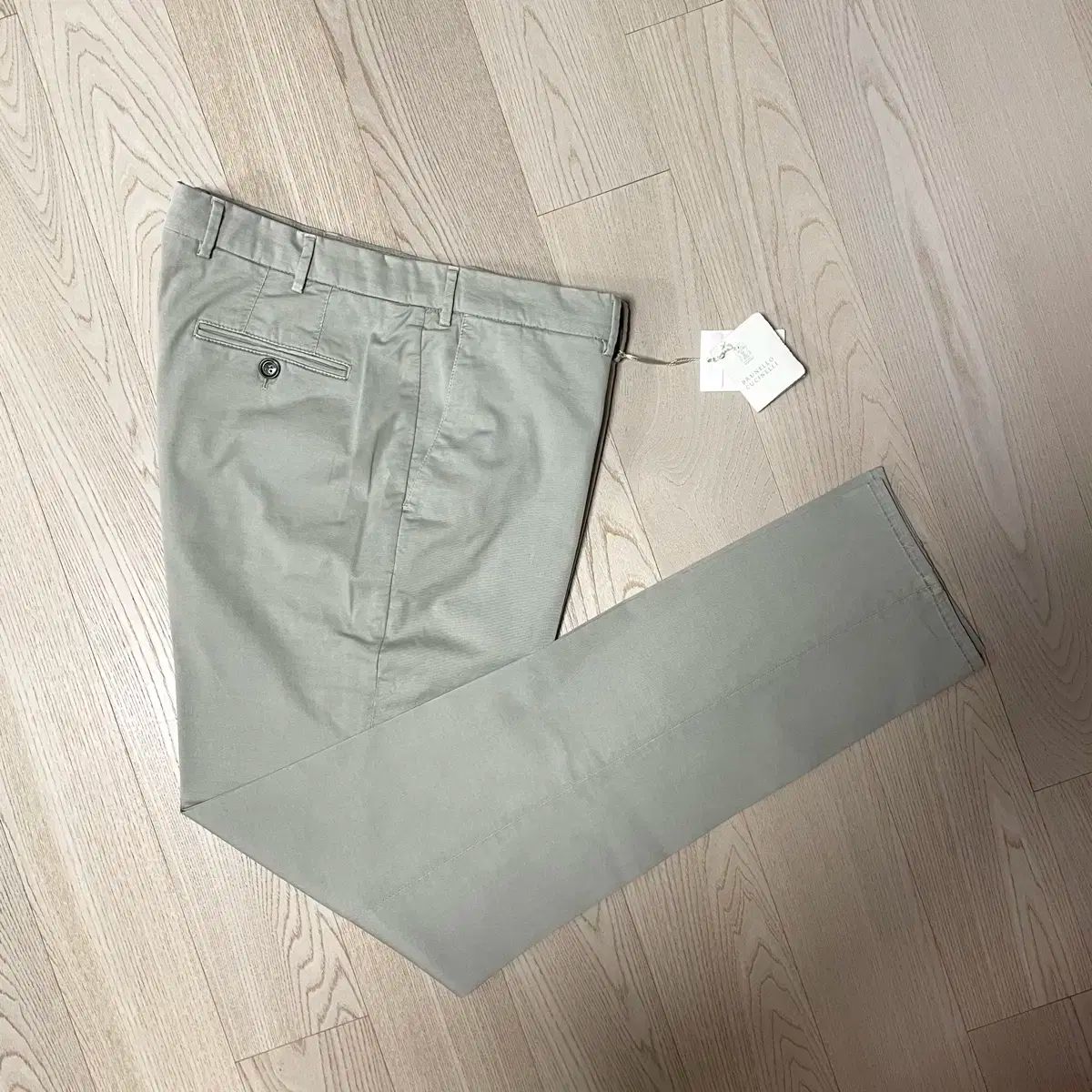 ブルネロ BRUNELLO CUCINELLI(ブルネロクチネリ) セージ