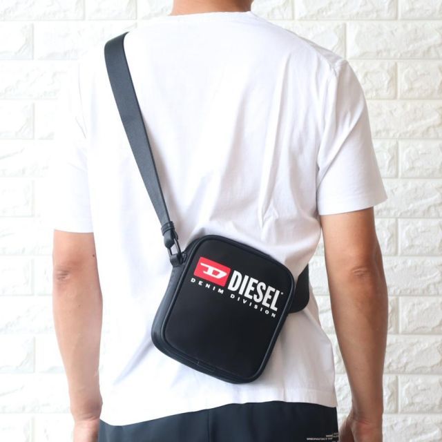 並行輸入品 ディーゼル ミニショルダーバッグ メンズ DIESEL ロゴ RINKE CROSSBODY X09553 P5480 T8013