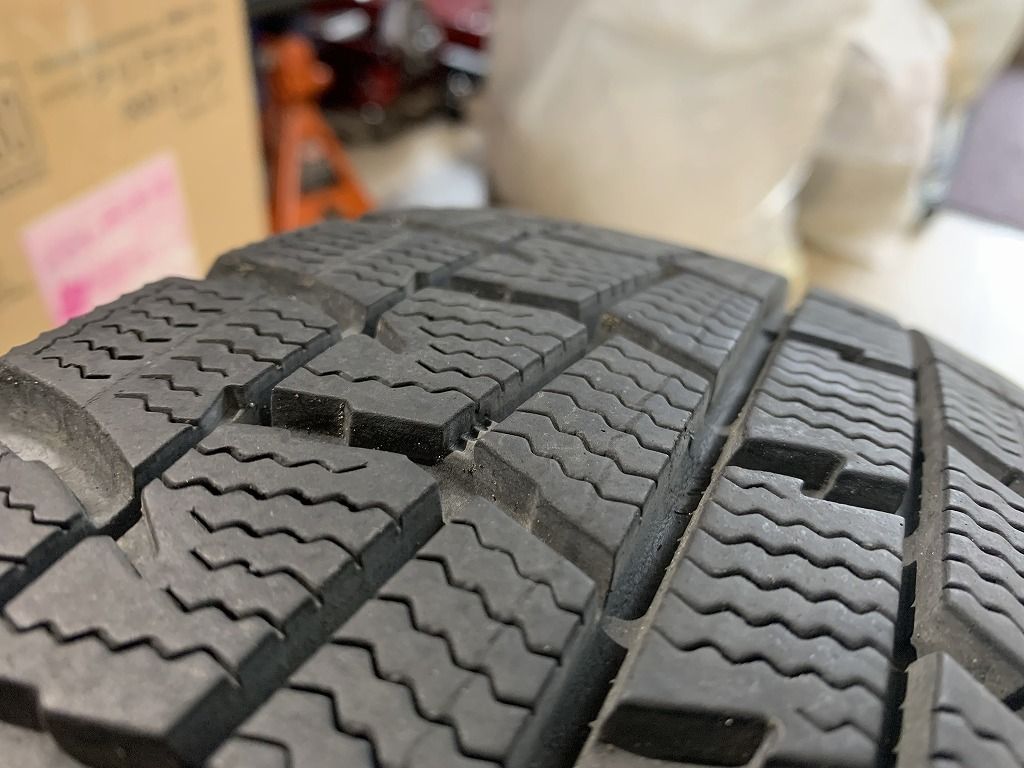 【2304011】スタッドレス DUNLOP WINTERMAXX WM01 14インチ 155/65R14 2018年 7mm 軽自動車 ワゴンR  タント ムーヴ スペーシア N-BOX ミライース アルト パレット ルークス エブリィ クリッパー モコ 等