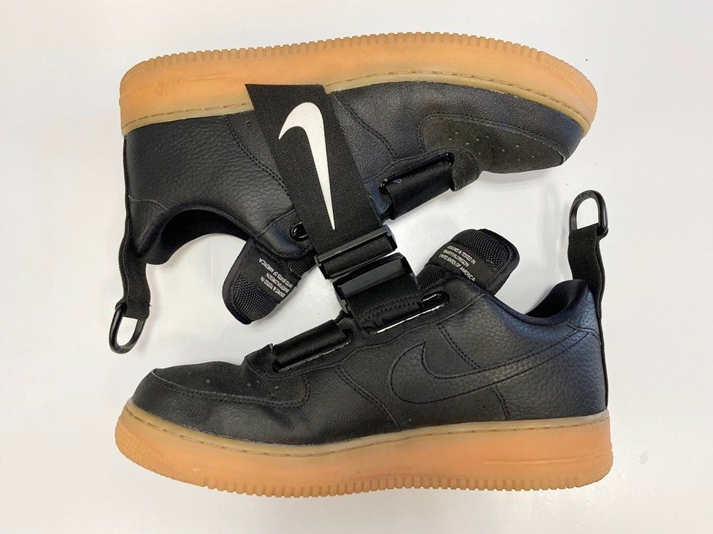 ナイキ NIKE AIR FORCE 1 UTILITY BLACK GUM エアフォース