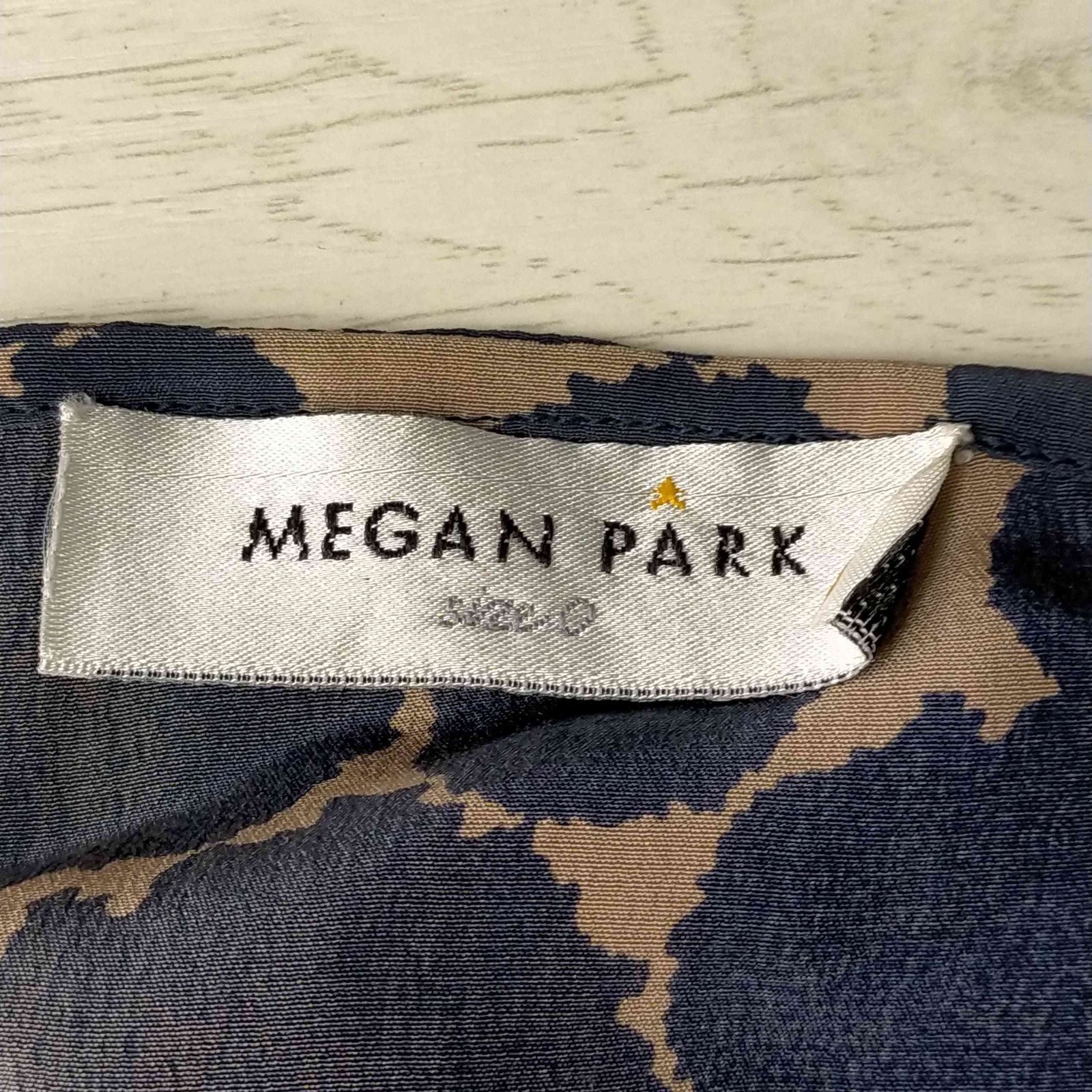 ミーガンパーク MEGAN PARK シルク100％ ワンピース レディース 表記無