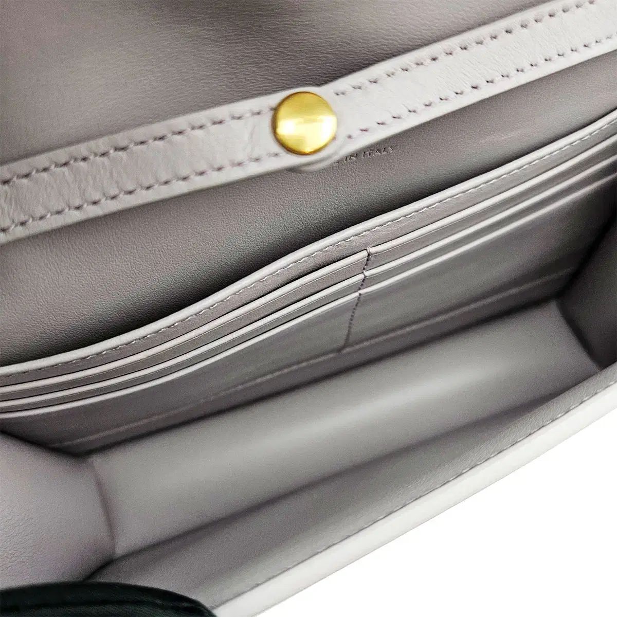 Celine セリーヌ シャイニー 光沢 カーフレザー ライト ライラック マーゴット チェーン 財布 クロスバッグ DECORATOM_COM_BR