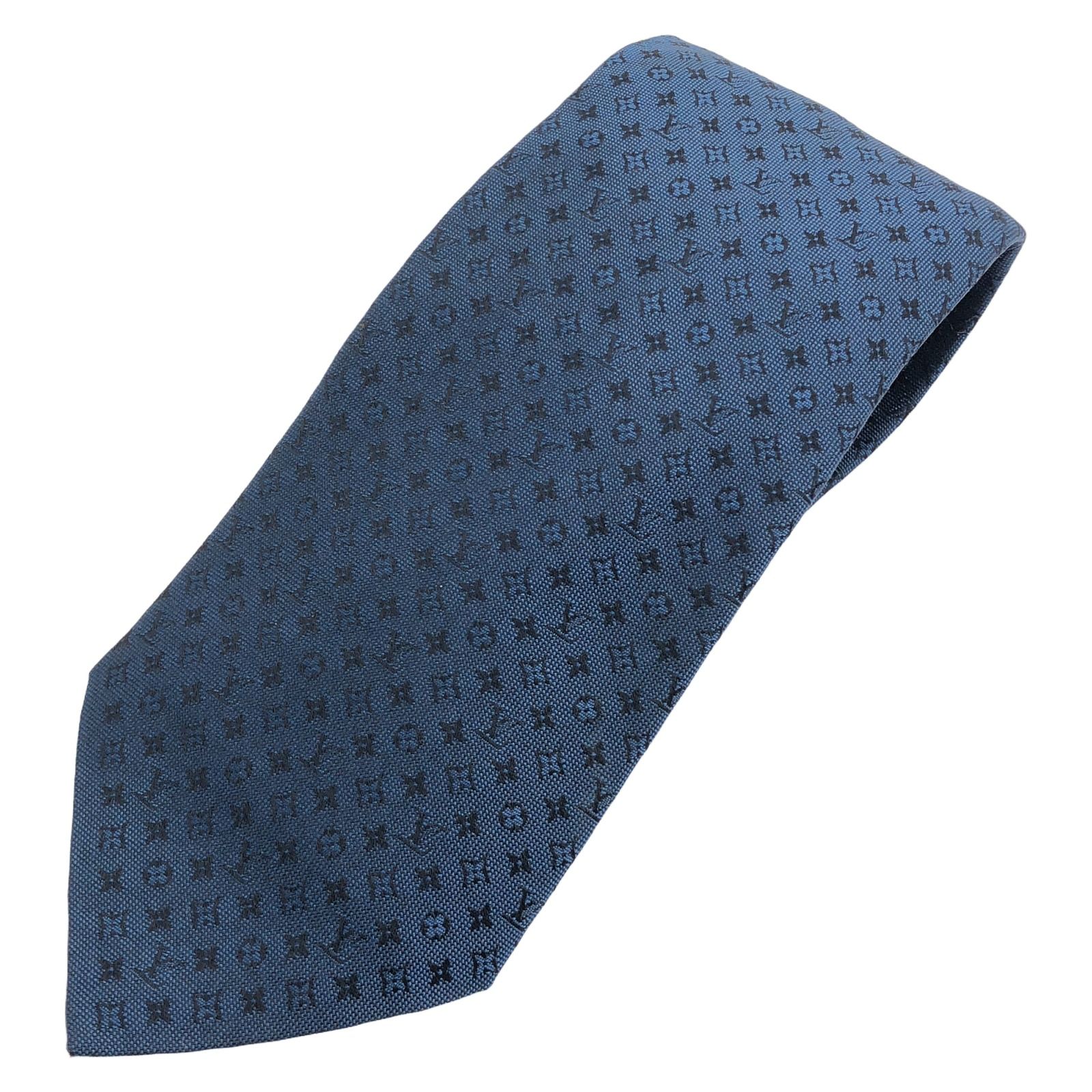 LOUIS VUITTON ルイヴィトン　ネクタイ　ジルバー　光沢　肉厚　極美品 極美品 ルイヴィトン ネクタイ ボルドー 光沢 モノグラム ドット