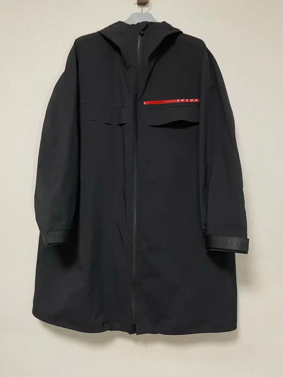PRADA プラダ ゴアテックス コート 黒 色 L サイズ